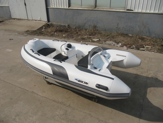 China 2022 NUEVO barco inflables rígido 300cm RIB300C todo en una consola proveedor
