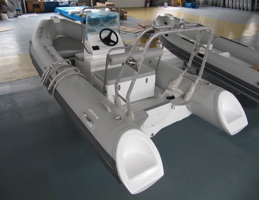 2022 barcos de casco rígido inflables de 430 cm de longitud con consola, asiento, tanque de combustible con costilla 430A proveedor