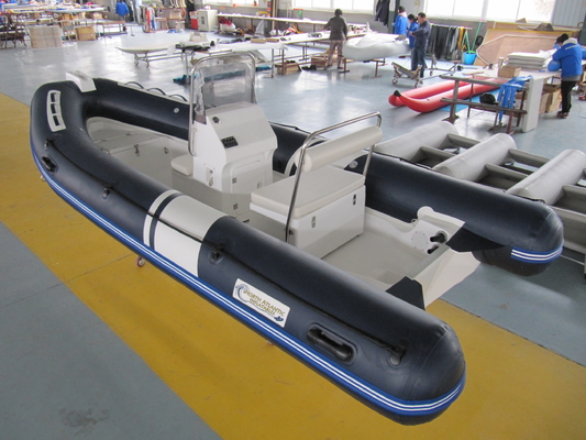 Barco inflable de orca 2022 de 480 cm de largo con costilla de arco ligero480A con suelo de teca proveedor