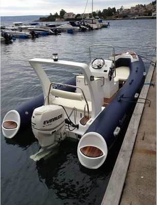 2022 barco de velocidad inflable con costilla de 17 pies de longitud PVC o hipalón con costilla de cabina trasera 520B proveedor