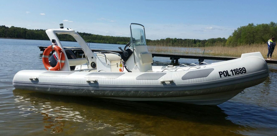 2022 barco de velocidad inflable con costilla de 17 pies de longitud PVC o hipalón con costilla de cabina trasera 520B proveedor