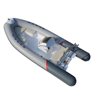 Barco de 17 pies de nuevo tipo con arco ligero de acero inoxidable con consola central proveedor