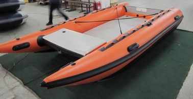 Un catamarán de peso ligero, un bote de ponto de 430 cm, un catamarán inflable, un bote de cubierta proveedor