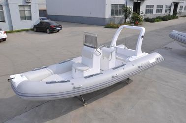 Barco inflable rígido de alta capacidad de 19 pies de peso ligero con 180 cm de ancho de casco proveedor