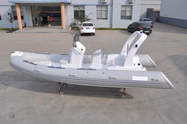 Barco inflable rígido de alta capacidad de 19 pies de peso ligero con 180 cm de ancho de casco proveedor