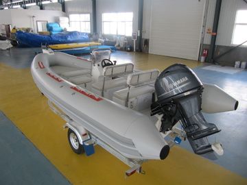 Construcción adhesiva Barcos de pesca inflables Multifunción 540cm Para turismo acuático proveedor
