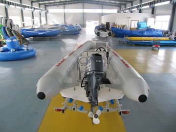 540cm orca Hipalon patrulla y rescate de la costilla inflada de la barca costilla540 con la consola central más asientos proveedor
