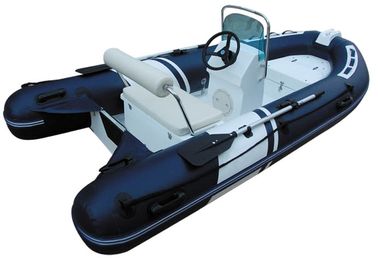 Barco inflables de fondo duro de pequeño tamaño fácil de transportar 300 cm con pequeña consola central proveedor
