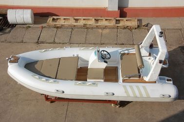 Casco rígido Pontoones de pesca inflables Barcos gris claro 16 pies con tumbona proveedor
