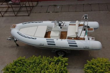 Barcos inflables de pesca de PVC de 16 pies, Barco de bajo inflables con escalera de lanzamiento proveedor
