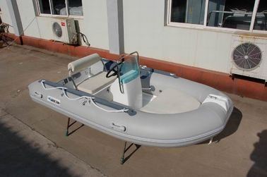 Barco inflable de PVC para 5 personas para la pesca, 330m con consola de jockey Barco inflable marino proveedor