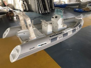 17 pies de PVC de la barca panga inflables costilla de la barca costilla520 tanque de combustible de la cama de sol con consola central proveedor
