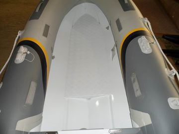 Botas de pesca comerciales de aluminio de tubo de Hipalon Tamaño de la bomba de pie Wtih personalizada proveedor