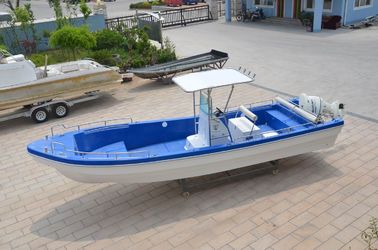 Estabilidad Barcos de pesca de agua dulce azules, de fibra de vidrio 8m Barcos de pesca de placer proveedor