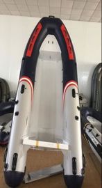 Barco de doble fondo plano de aluminio de 380 cm con casillero frontal en color camuflaje proveedor