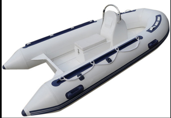 2022 nuevo casco de fibra de vidrio tubo inflable de PVC barco simple 270 barcas baratas baratas proveedor